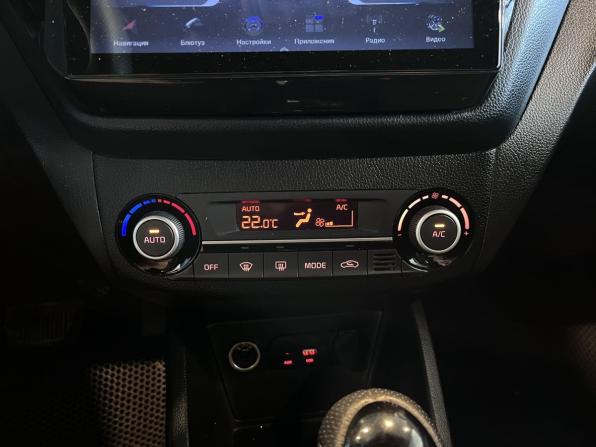 Kia Rio III Рестайлинг с пробегом 2016 года, цена 953 000 рублей, 195702 км, седан, Автокод Объявления