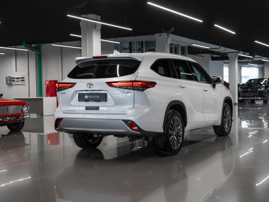 Toyota Highlander IV (XU70) Москва  - изображение 4