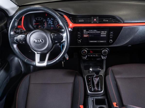 Kia Rio IV Рестайлинг с пробегом 2020 года, цена 1 530 000 рублей, 86784 км, седан, Автокод Объявления