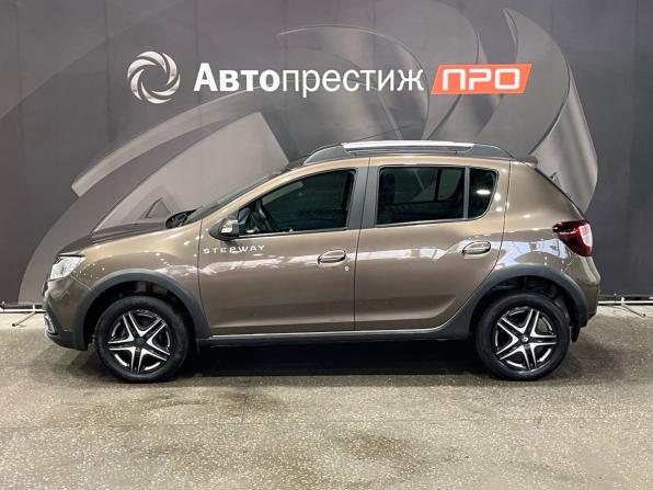 Renault Sandero II Рестайлинг с пробегом 2019 года, цена 1 099 000 рублей, 85965 км, хэтчбек, Автокод Объявления