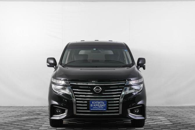 Nissan Elgrand III (E52) Рестайлинг с пробегом 2018 года, цена 3 449 000 рублей, 71000 км, минивэн, Автокод Объявления