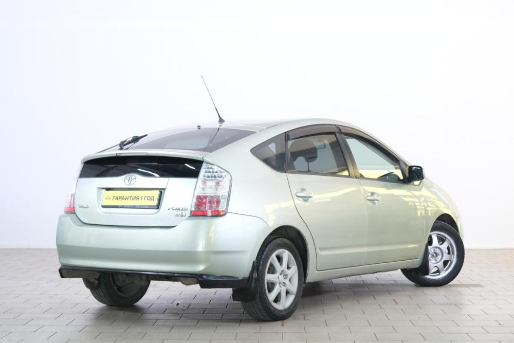 Toyota Prius II Рестайлинг (XW20) Омск  - изображение 7