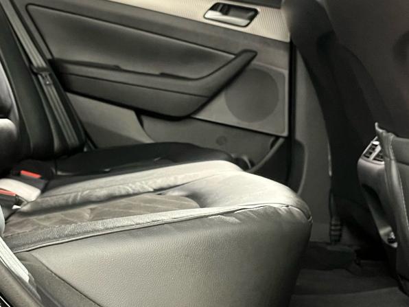 Hyundai Sonata VII (LF) Рестайлинг с пробегом 2019 года, цена 1 350 000 рублей, 84092 км, седан, Автокод Объявления