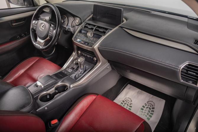 Lexus NX I Рестайлинг с пробегом 2019 года, цена 3 799 000 рублей, 82000 км, внедорожник, Автокод Объявления