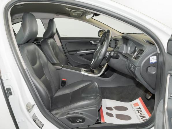 Volvo S60 II Рестайлинг с пробегом 2017 года, цена 1 550 300 рублей, 71420 км, седан, Автокод Объявления