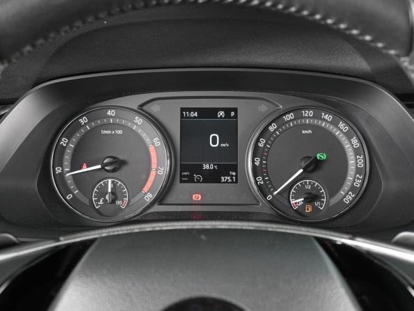 Skoda Octavia IV (A8) с пробегом 2021 года, цена 2 150 000 рублей, 140690 км, лифтбек, Автокод Объявления