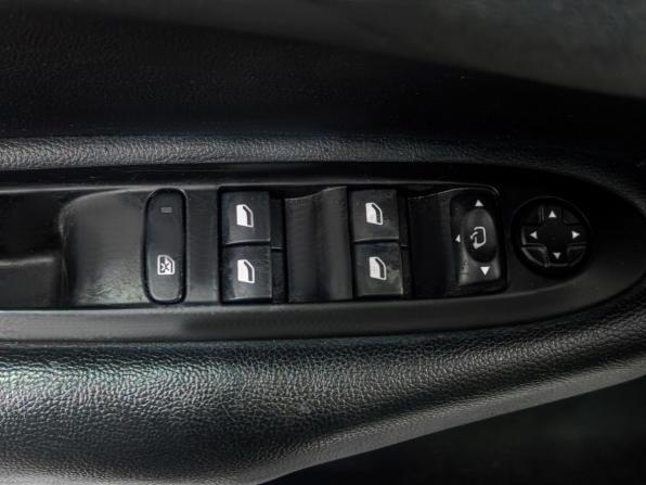 Citroen C4 II с пробегом 2015 года, цена 879 900 рублей, 88000 км, седан, Автокод Объявления