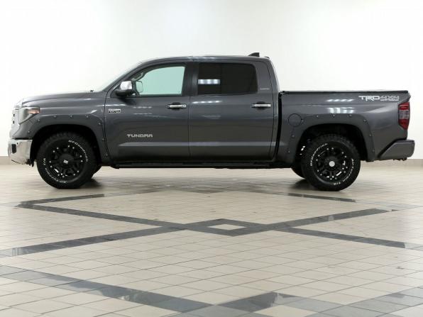 Toyota Tundra II Рестайлинг с пробегом 2020 года, цена 7 200 000 рублей, 133500 км, пикап, Автокод Объявления