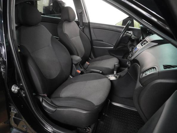 Hyundai Solaris I с пробегом 2012 года, цена 739 000 рублей, 109196 км, хэтчбек, Автокод Объявления