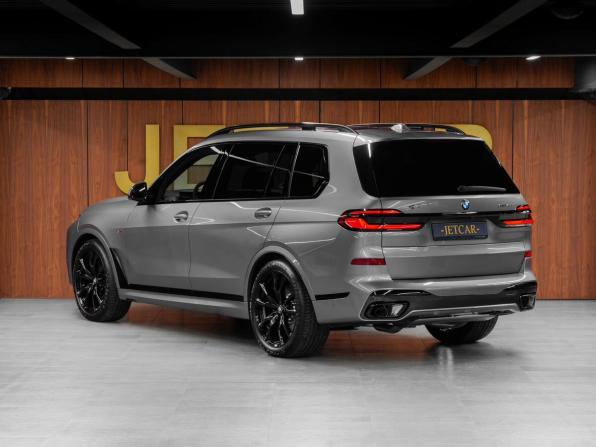 BMW X7 I (G07) Рестайлинг с пробегом 2025 года, цена 17 450 000 рублей, 29 км, внедорожник, Автокод Объявления