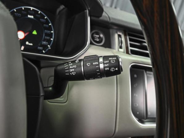 Land Rover Range Rover IV с пробегом 2015 года, цена 4 935 000 рублей, 136526 км, внедорожник, Автокод Объявления