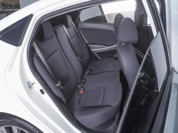 Hyundai Solaris I Рестайлинг с пробегом 2016 года, цена 1 370 000 рублей, 71331 км, седан, Автокод Объявления