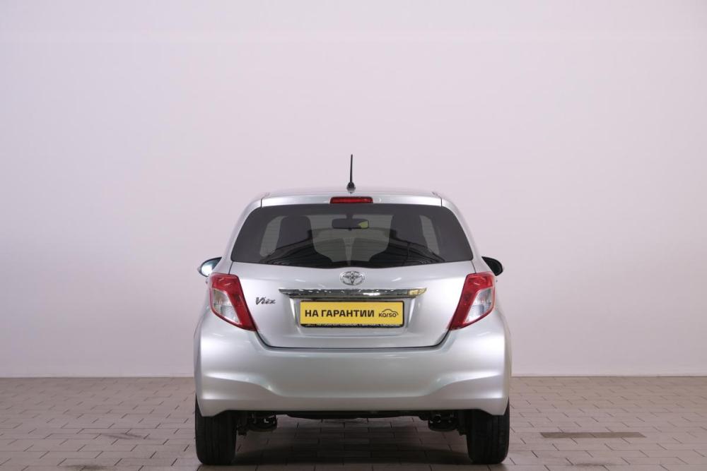 Toyota Vitz III (XP130) Омск  - изображение 6
