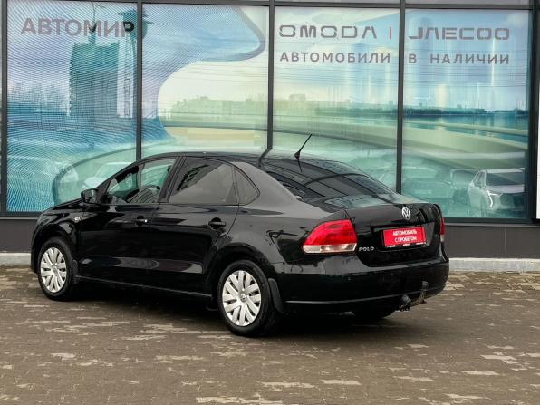 Volkswagen Polo V с пробегом 2015 года, цена 520 000 рублей, 285631 км, седан, Автокод Объявления