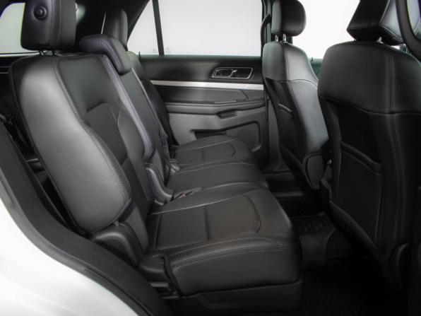 Ford Explorer V Рестайлинг с пробегом 2018 года, цена 3 155 000 рублей, 99213 км, внедорожник, Автокод Объявления