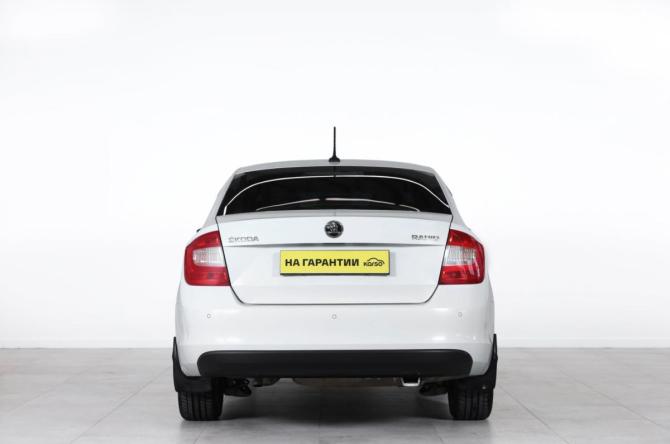 Skoda Rapid I с пробегом 2017 года, цена 1 209 000 рублей, 155000 км, лифтбек, Автокод Объявления