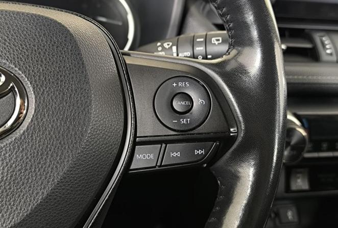 Toyota RAV4 V (XA50) с пробегом 2021 года, цена 3 500 000 рублей, 104572 км, внедорожник, Автокод Объявления