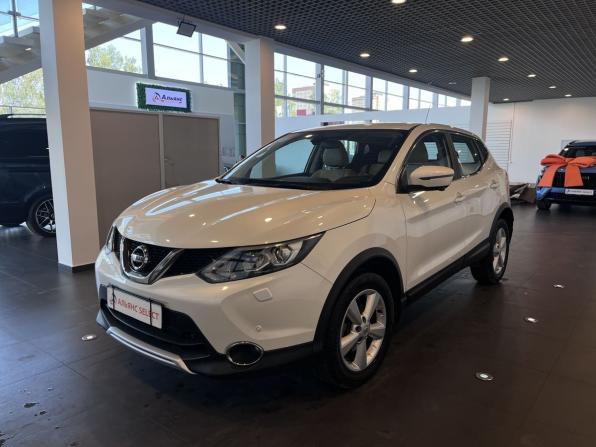 Nissan Qashqai II с пробегом 2016 года, цена 2 045 000 рублей, 27673 км, внедорожник, Автокод Объявления