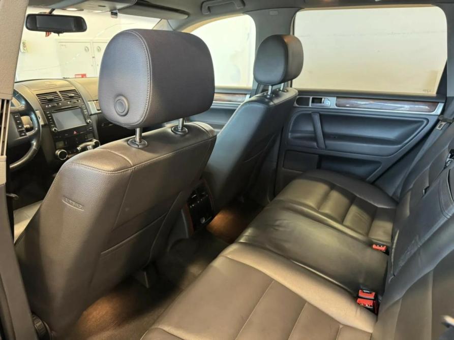 Volkswagen Touareg I Рестайлинг Подольск  - изображение 13