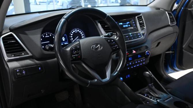 Hyundai Tucson III с пробегом 2016 года, цена 1 595 000 рублей, 184000 км, внедорожник, Автокод Объявления