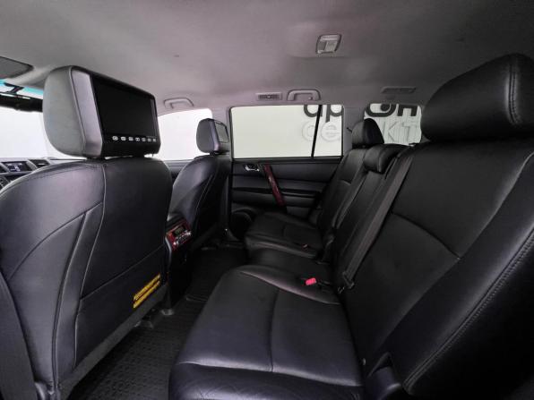 Toyota Highlander II (XU40) Рестайлинг с пробегом 2010 года, цена 2 190 000 рублей, 102444 км, внедорожник, Автокод Объявления