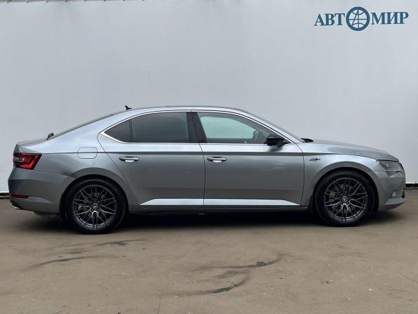 Skoda Superb III с пробегом 2015 года, цена 2 160 000 рублей, 182279 км, лифтбек, Автокод Объявления