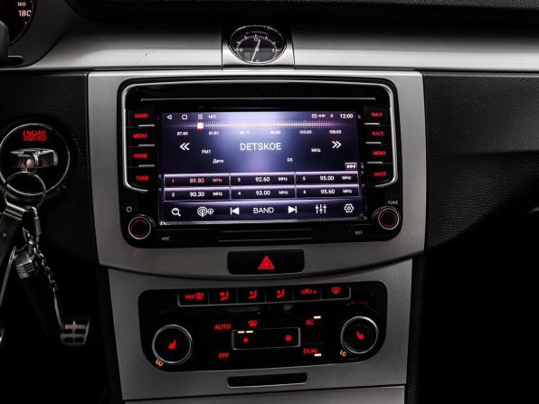 Volkswagen Passat B7 с пробегом 2011 года, цена 949 000 рублей, 197013 км, седан, Автокод Объявления