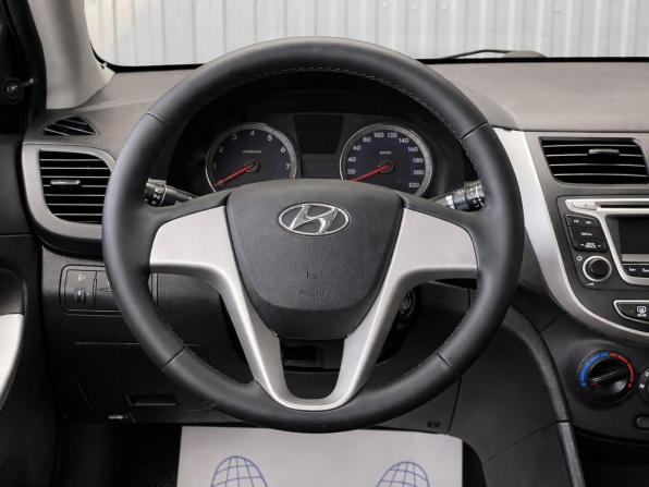 Hyundai Solaris I Рестайлинг с пробегом 2016 года, цена 917 000 рублей, 194493 км, седан, Автокод Объявления