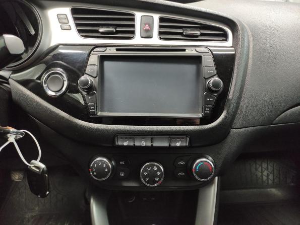 Kia Ceed II с пробегом 2013 года, цена 967 000 рублей, 131638 км, хэтчбек, Автокод Объявления