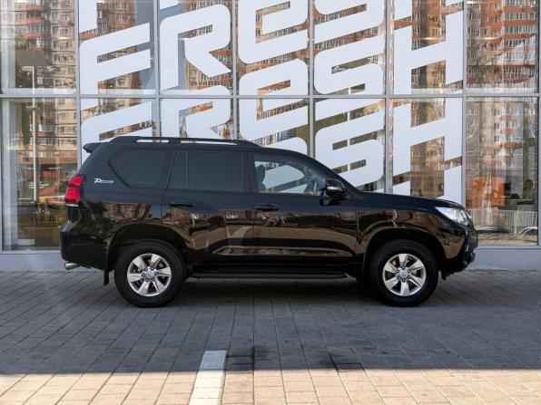 Toyota Land Cruiser Prado 150 Series Рестайлинг 3 с пробегом 2022 года, цена 5 499 000 рублей, 64348 км, внедорожник, Автокод Объявления