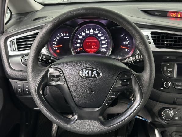 Kia Ceed II с пробегом 2013 года, цена 959 000 рублей, 165000 км, хэтчбек, Автокод Объявления