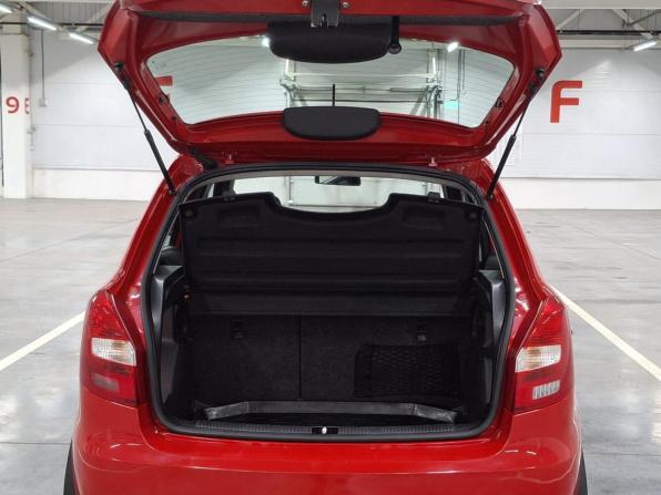 Skoda Fabia II Рестайлинг с пробегом 2012 года, цена 563 000 рублей, 215465 км, хэтчбек, Автокод Объявления