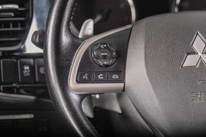 Mitsubishi Outlander III Рестайлинг с пробегом 2014 года, цена 1 699 000 рублей, 216000 км, внедорожник, Автокод Объявления