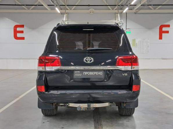 Toyota Land Cruiser 200 Series Рестайлинг 2 с пробегом 2017 года, цена 5 600 000 рублей, 192820 км, внедорожник, Автокод Объявления