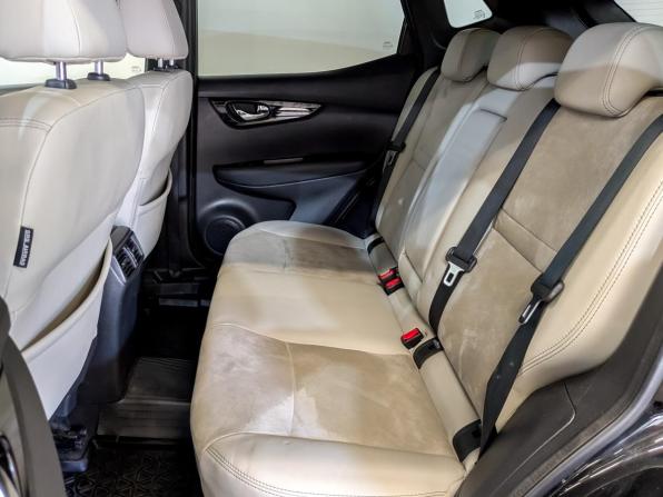 Nissan Qashqai II с пробегом 2017 года, цена 1 625 000 рублей, 108668 км, внедорожник, Автокод Объявления