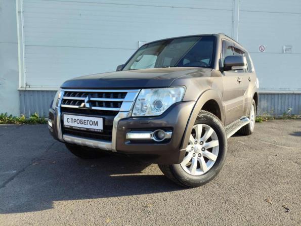 Mitsubishi Pajero IV Рестайлинг 2 с пробегом 2015 года, цена 1 819 000 рублей, 239406 км, внедорожник, Автокод Объявления