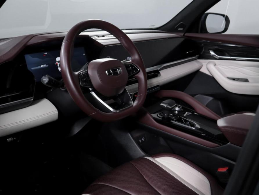 Geely Monjaro I Москва  - изображение 14