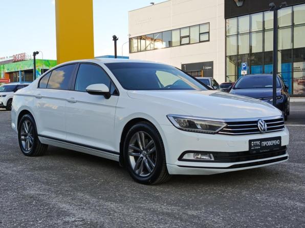 Volkswagen Passat B8 с пробегом 2016 года, цена 1 365 000 рублей, 199632 км, седан, Автокод Объявления