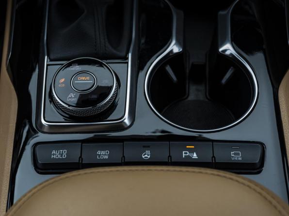 Kia Mohave I Рестайлинг 2 с пробегом 2019 года, цена 4 449 000 рублей, 91500 км, внедорожник, Автокод Объявления