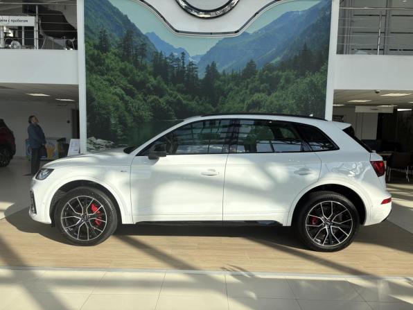 Новый Audi Q5 II (FY) Рестайлинг 2024 года, цена 5 150 000 рублей, внедорожник, Автокод Объявления