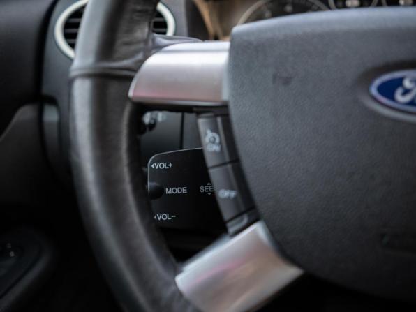 Ford Focus II с пробегом 2007 года, цена 929 000 рублей, 188061 км, хэтчбек, Автокод Объявления