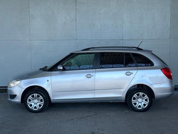 Skoda Fabia II Рестайлинг с пробегом 2014 года, цена 600 000 рублей, 267356 км, универсал, Автокод Объявления