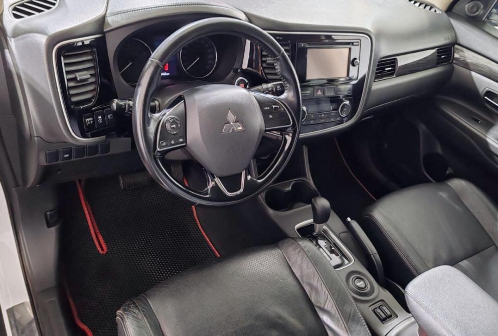 Mitsubishi Outlander III Рестайлинг 2 Ярославль  - изображение 12