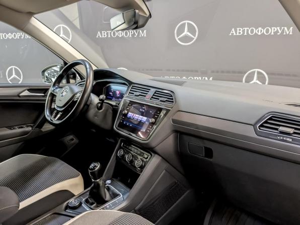 Volkswagen Tiguan II с пробегом 2019 года, цена 2 500 000 рублей, 63150 км, внедорожник, Автокод Объявления