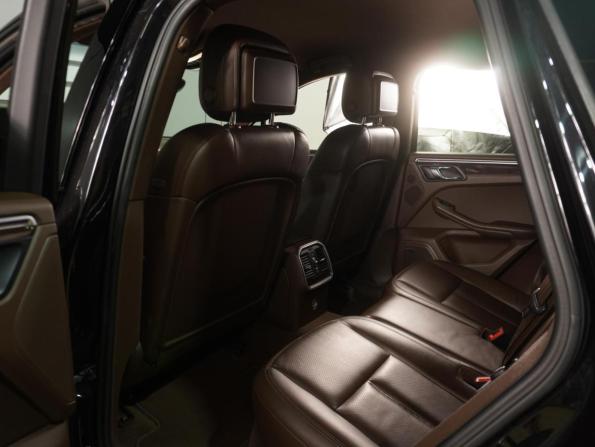 Porsche Macan I с пробегом 2015 года, цена 3 399 000 рублей, 217554 км, внедорожник, Автокод Объявления