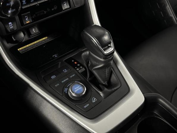 Toyota RAV4 V (XA50) с пробегом 2020 года, цена 2 859 900 рублей, 105425 км, внедорожник, Автокод Объявления