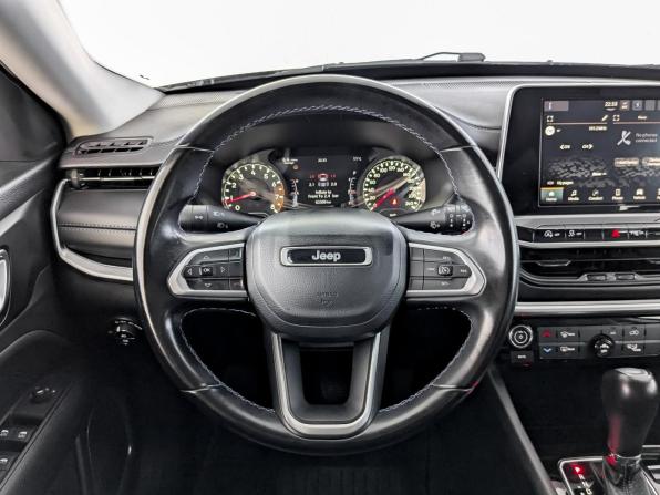 Jeep Compass II Рестайлинг с пробегом 2021 года, цена 2 320 000 рублей, 63310 км, внедорожник, Автокод Объявления