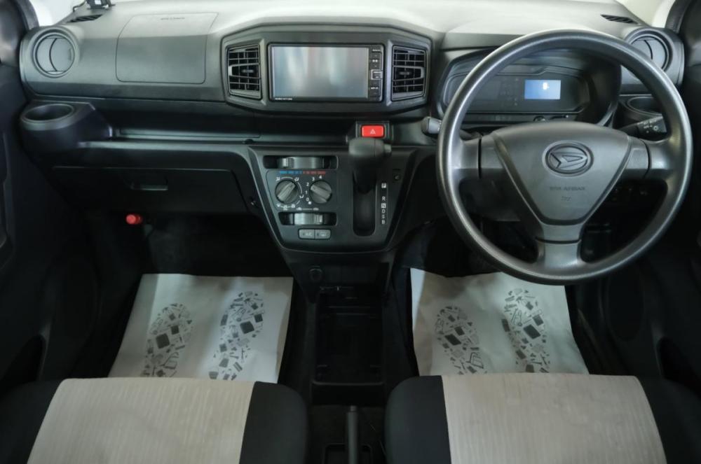 Daihatsu Mira e:S II Омск  - изображение 13