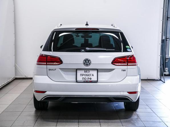 Volkswagen Golf VII Рестайлинг с пробегом 2017 года, цена 1 195 000 рублей, 38780 км, универсал, Автокод Объявления