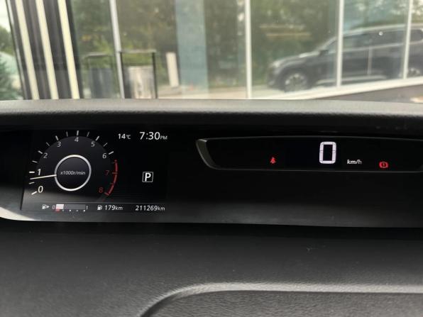 Nissan Serena V (C27) с пробегом 2016 года, цена 1 499 000 рублей, 211269 км, минивэн, Автокод Объявления